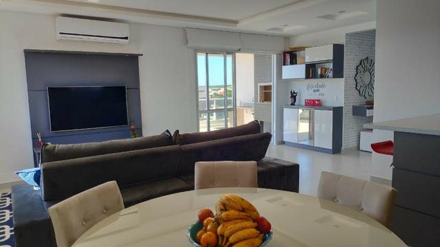 Linda cobertura alto padrão 3dorm 1suite finamente mobiliada 2vagas no centrinho Ingleses - Foto 8