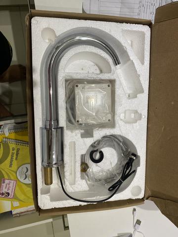 Torneira com sensor para lavatório