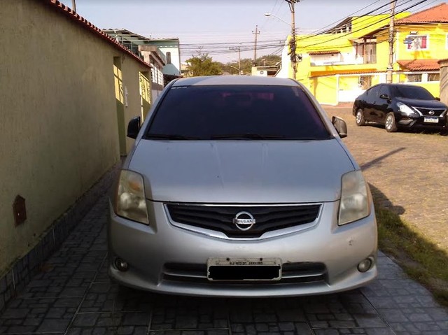 NISSAN SENTRA SÉRIE ESPECIAL 2.0 2012 PRATA