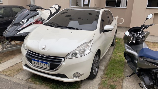 PEUGEOT 208 TETO PANORÂMICO