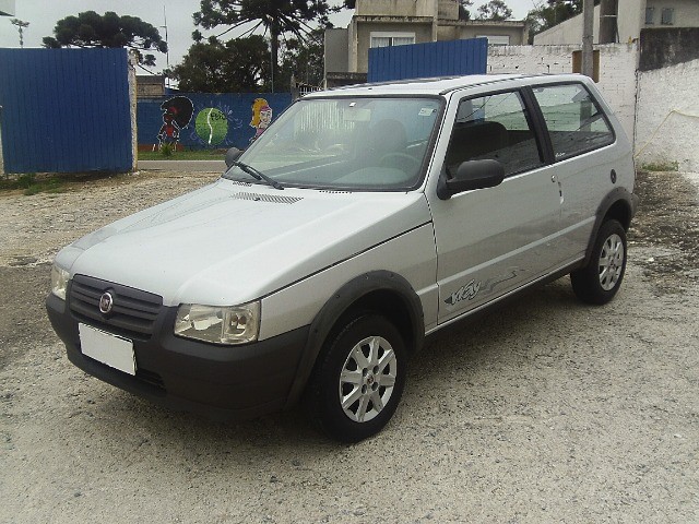 Fiat Uno Mille Way Econ2011 em Curitiba