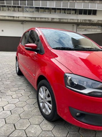 VENDO VOLKSWAGEN FOX 1.0 2011 IMPECÁVEL
