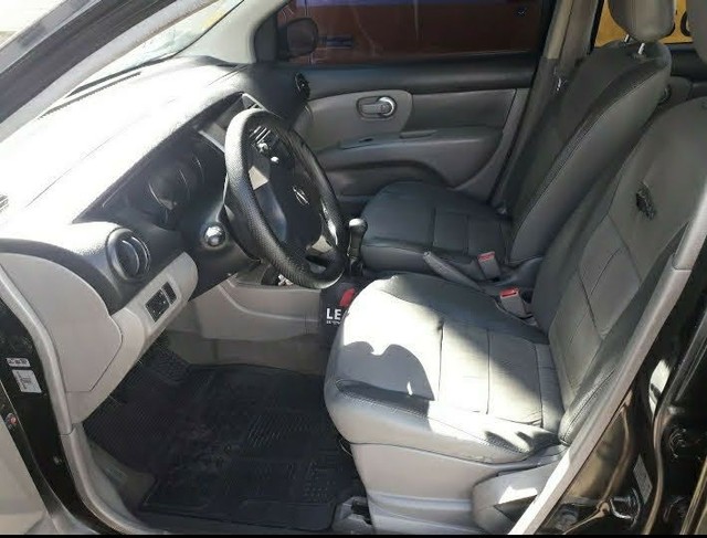 NISSAN LIVINA 1.6, 2010 COMPLETO