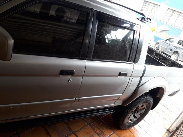 L200 ANO 2004 ESPORTE