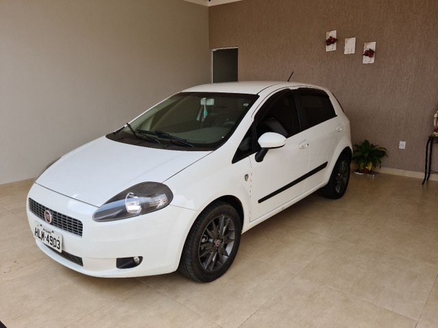 FIAT PUNTO 1.4 ITÁLIA 2012