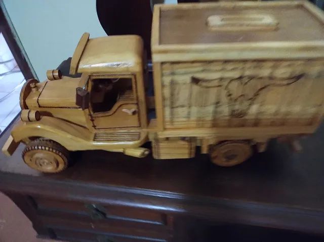 Caminhão de madeira artesanal  - Foto 3