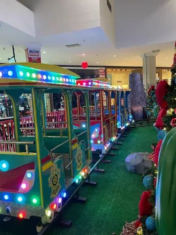 Locação de trenzinho de natal para shoppings e parque de diversão