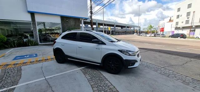 Onix Activ 2018 possui Câmbio automático com 6 velocidades