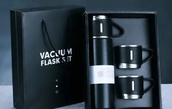 Garrafa personalizada Térmica Inox 500ml P/ café E suco Com 3 Xícaras dia dos pais - Foto 2
