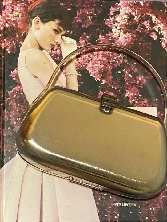 Bolsa de mão em metal prateada vintage