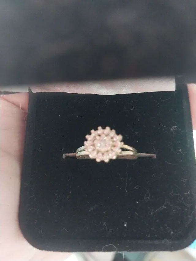 Anel de prata 925 com pedras de zircônia tam. 15/16