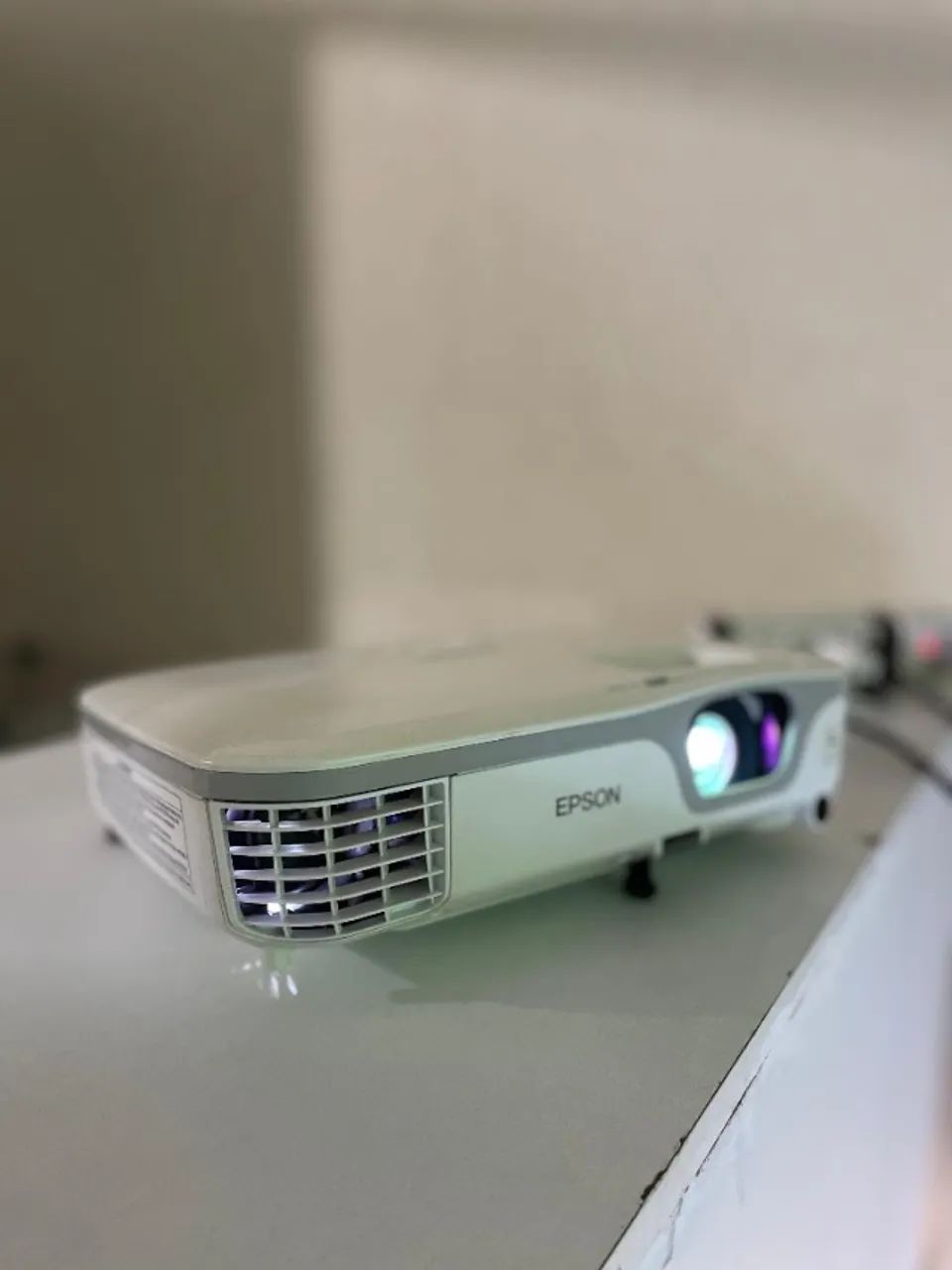 Projetor Epson PowerLite S11 | 2600 Lumens | Lâmpada Nova + Garantia! - Foto 3