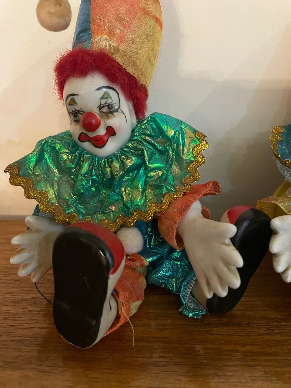 Dupla de palhaços decorativos - 16 cm sentados - Foto 4