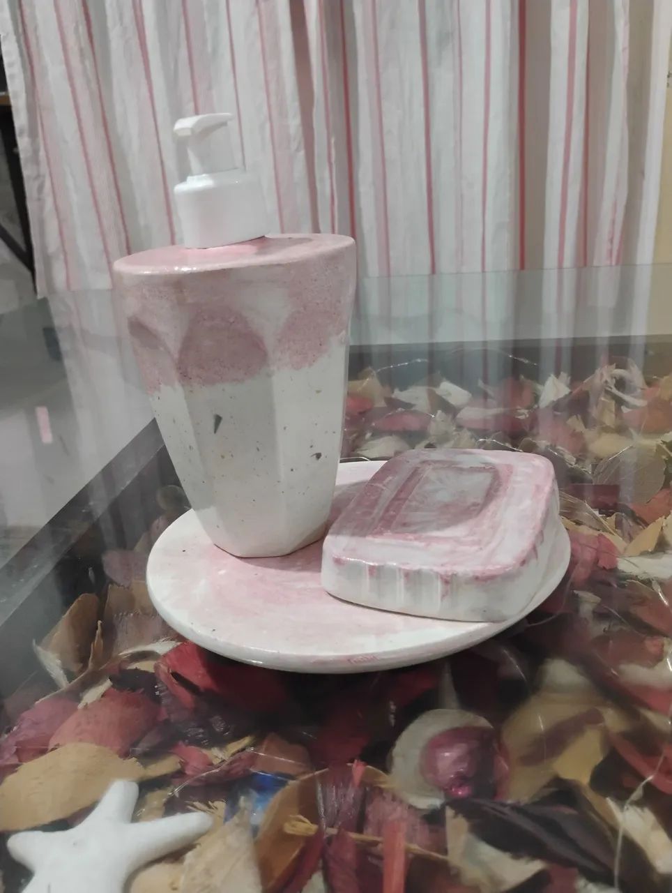 Jogo de Dispenser e Cachepot para Banheiro - Terrazzo - Foto 3