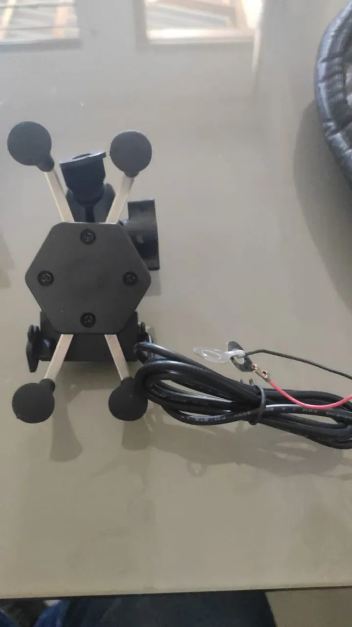 Suporte para Celular com Carregamento