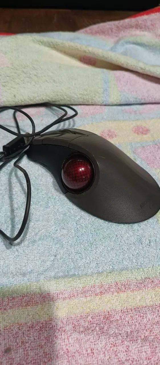 Mouse Microsoft Trackball (clássico)