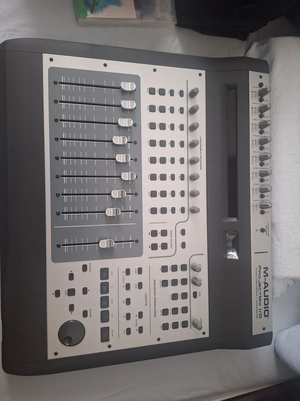 Interface de gravação digital M-Audio ProjectMix 