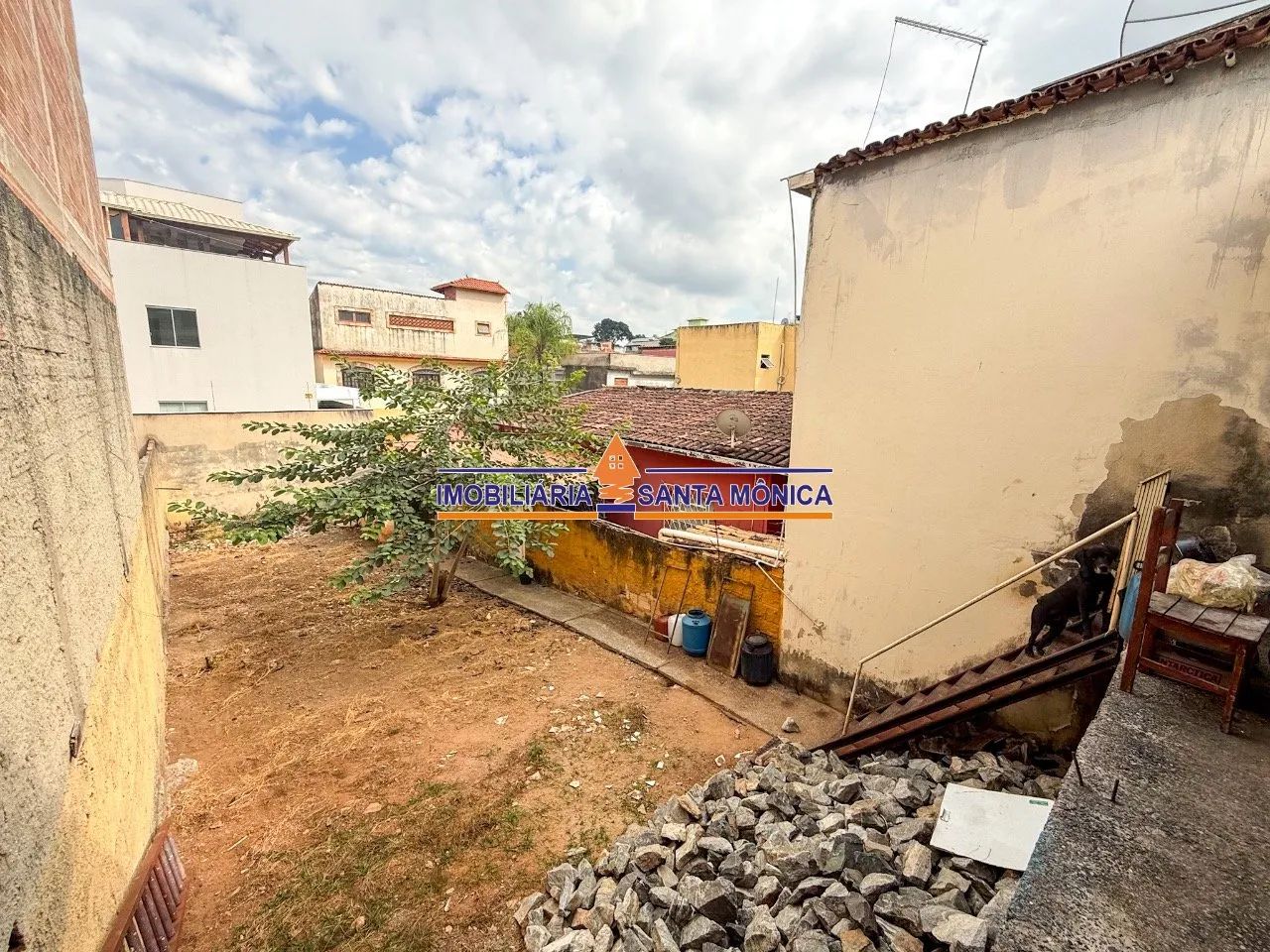 Meio Lote 180m² - Santa Mônica - Foto 2