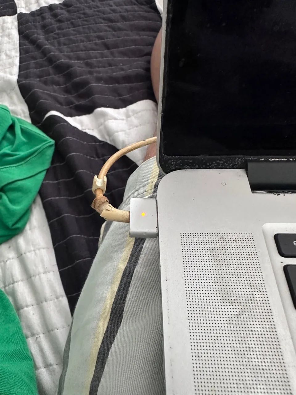 MacBook Pro 15 i7 (com defeito)  - Foto 4