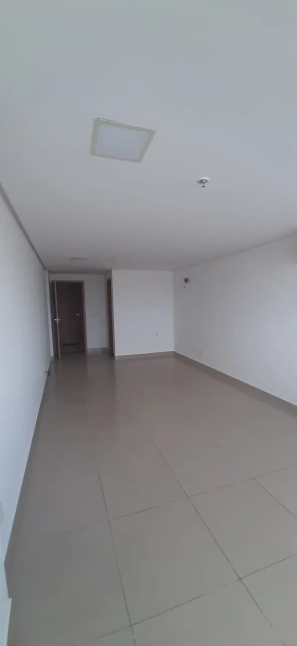Antônia Imóveis aluga sala no Parque Office