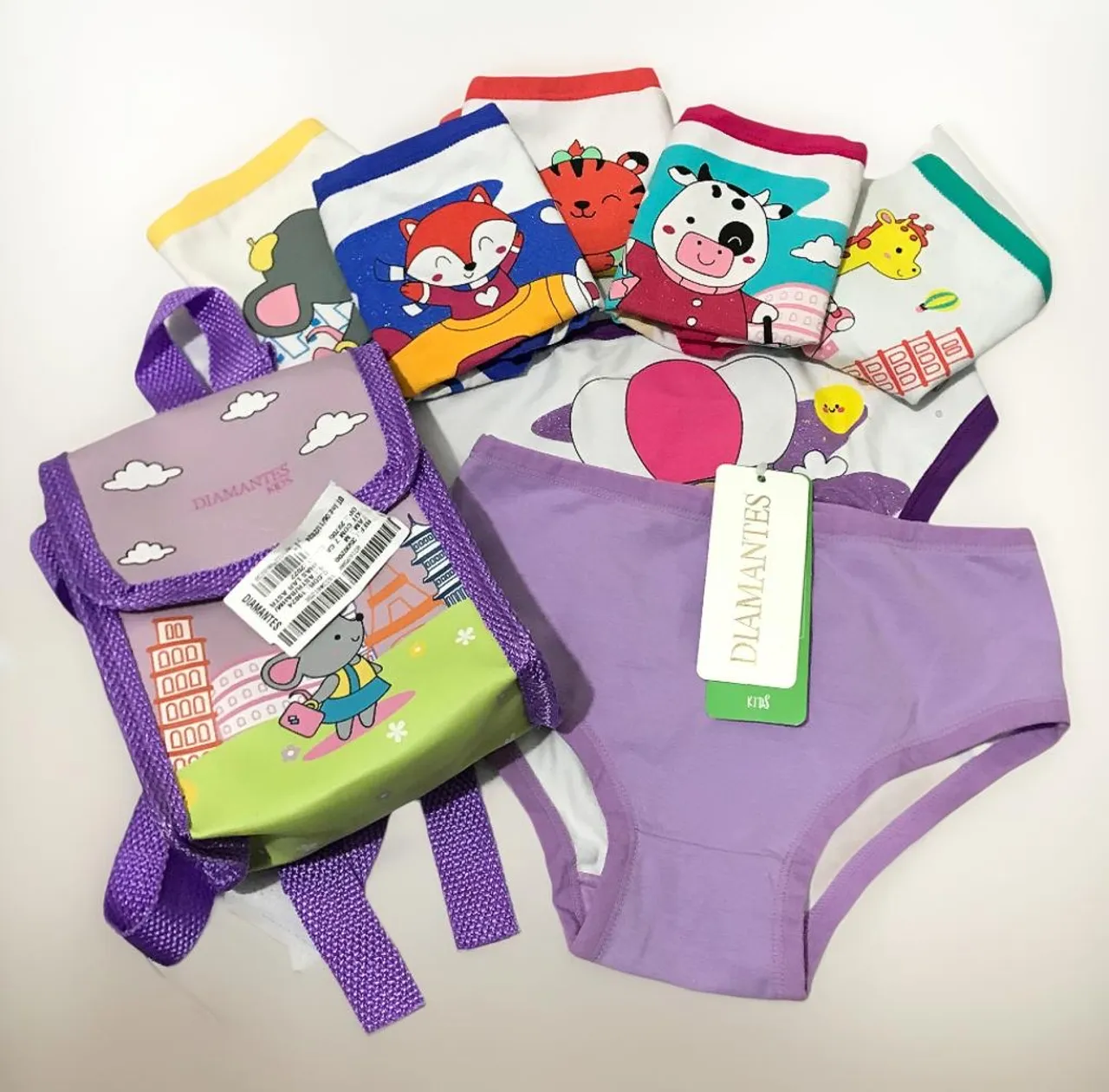 Kit Infantil: Calcinhas e Mochila Diamantes