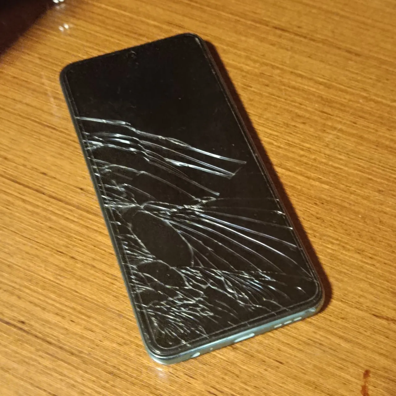 Xiaomi Redmi Note 10 Trincado