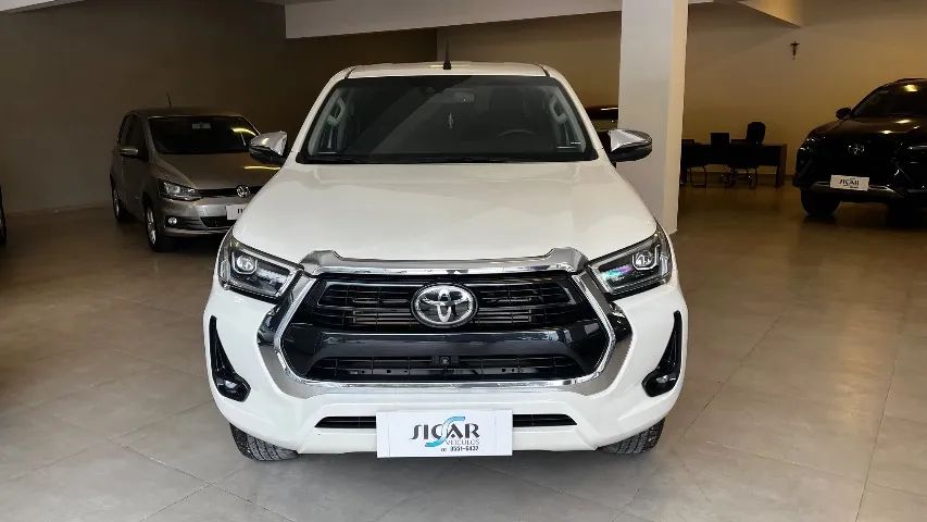 Toyota Hilux SRX