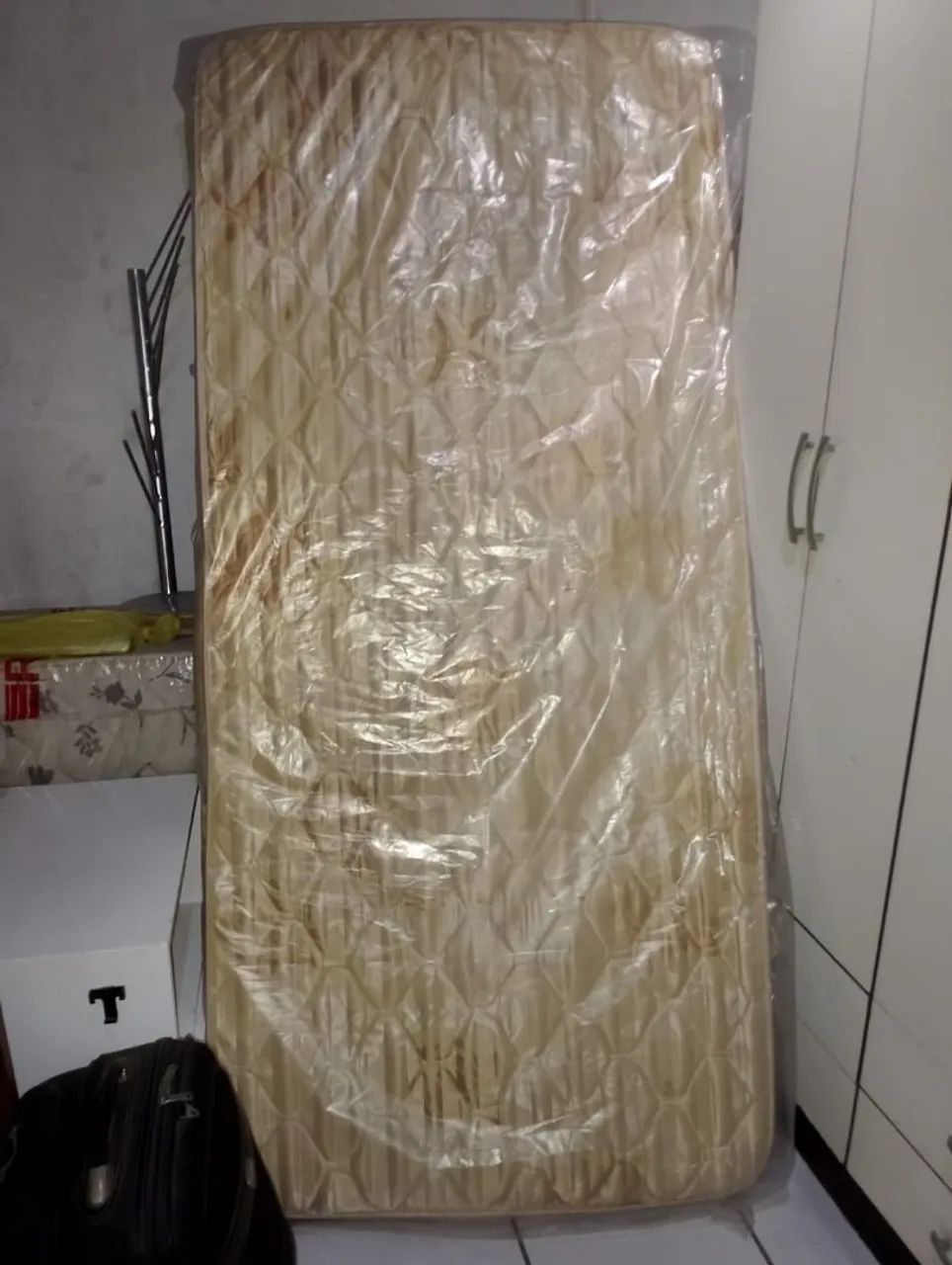 CAMA BOX SOLTEIRO COM COLCHÃO  - Foto 2