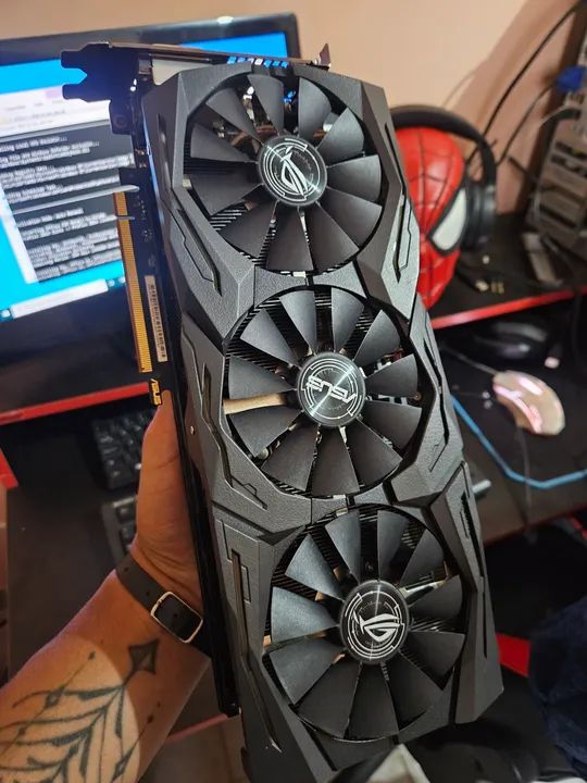 Placa de Vídeo ASUS Rog Strix GTX 1080ti 11gb 