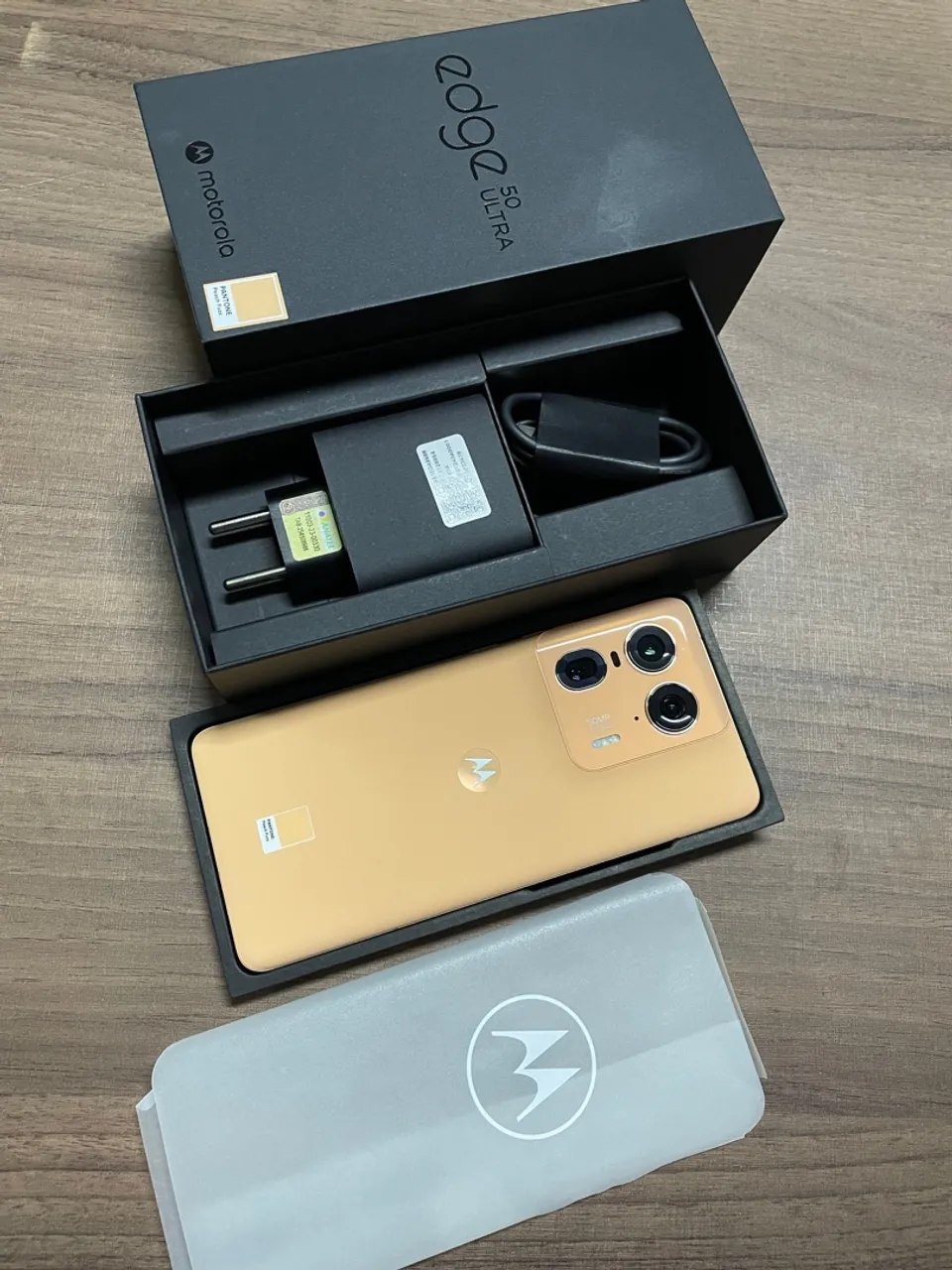 Moto Edge 50 Ultra 5G 12/512gb Novo Lacrado Troco ou Vendo 10x cartao