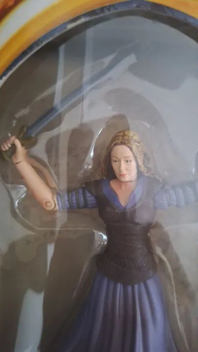 Eowyn - O Senhor dos Anéis - O Retorno do Rei Toybiz  - Foto 2