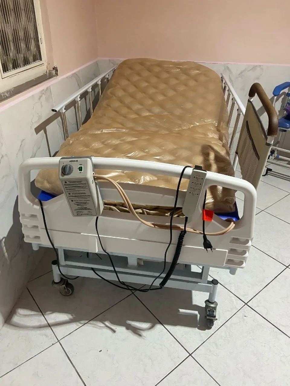 CAMA HOSPITALAR + COLCHÃO PNEUMÁTICO - Foto 3