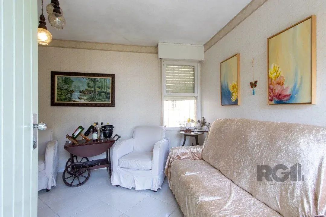 No Condomínio Residencial Medianeira, excelente casa térrea, com 3 dormitórios, living, sa - Foto 2