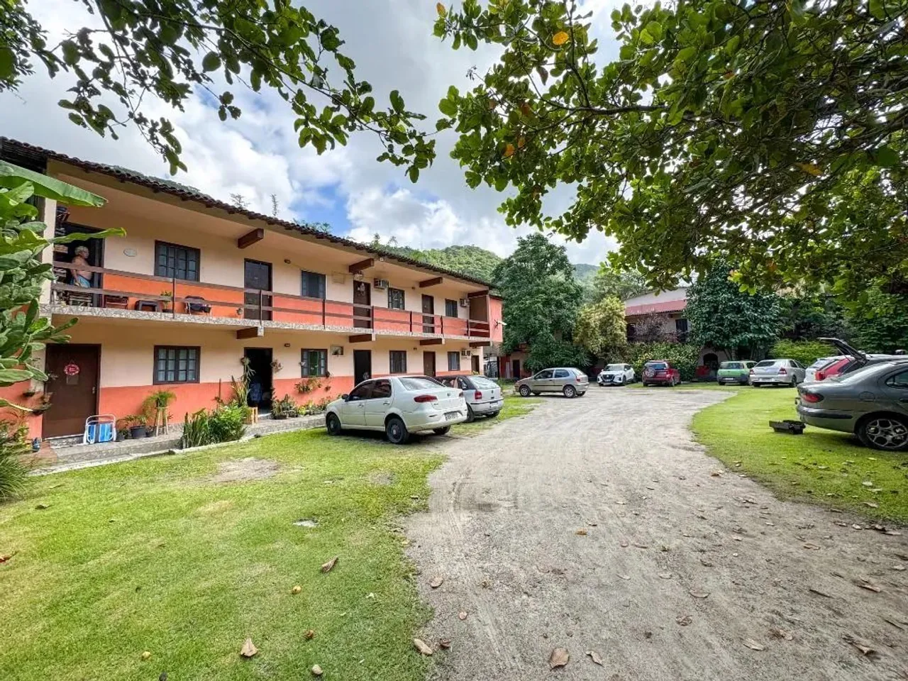 Área com kitnets à venda, 3536 m² por R$ 2.500.000 - Piratininga - Niterói/RJ