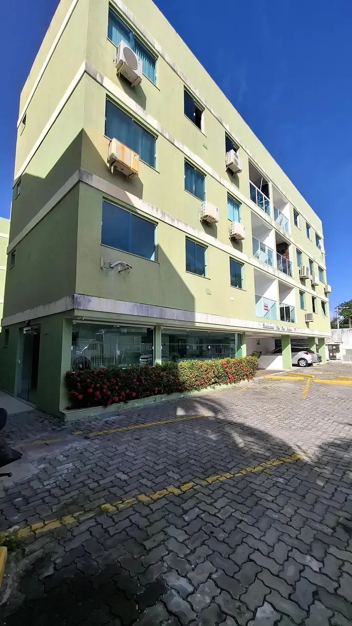lindo apt 3 quartos armários embutidos perto da melhor praia de salvador Piatã onde vc mor