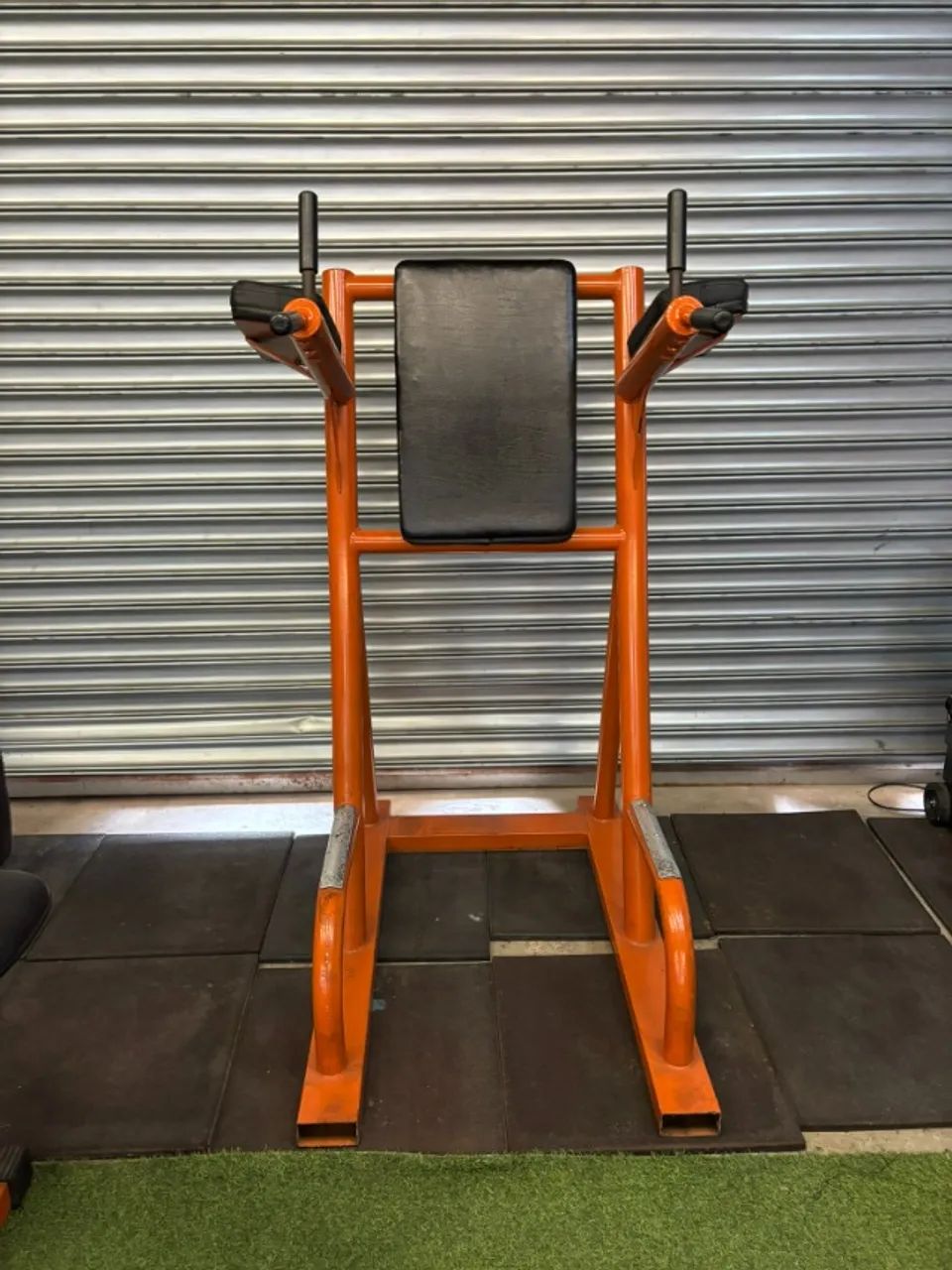 Máquina de mergulho para peito e tríceps - Foto 2