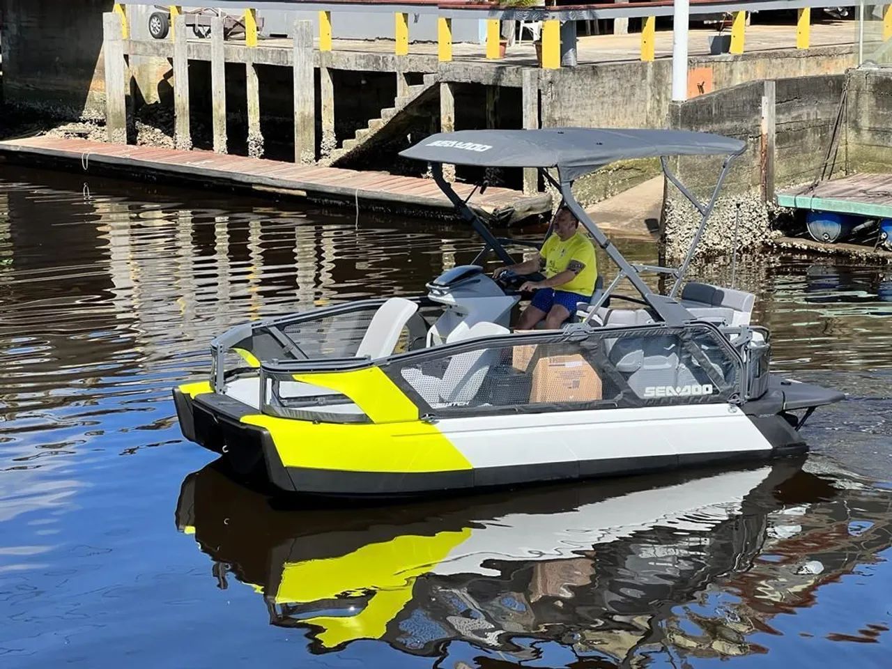 Sea-doo swicth 230 HP. <br><br>Ano: 2023.<br><br>20 horas.<br>