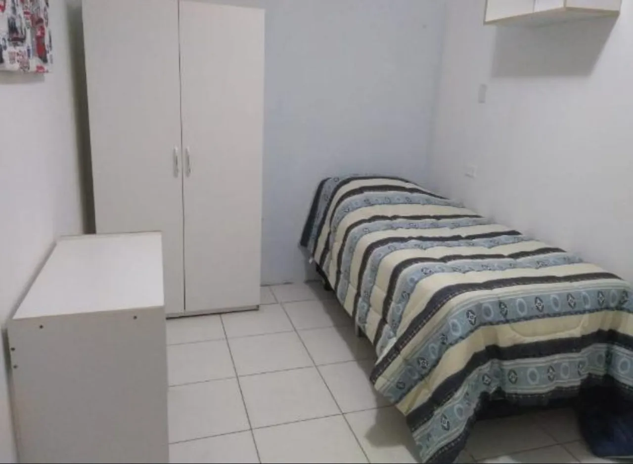 Alugo quarto individual com ou sem mobília