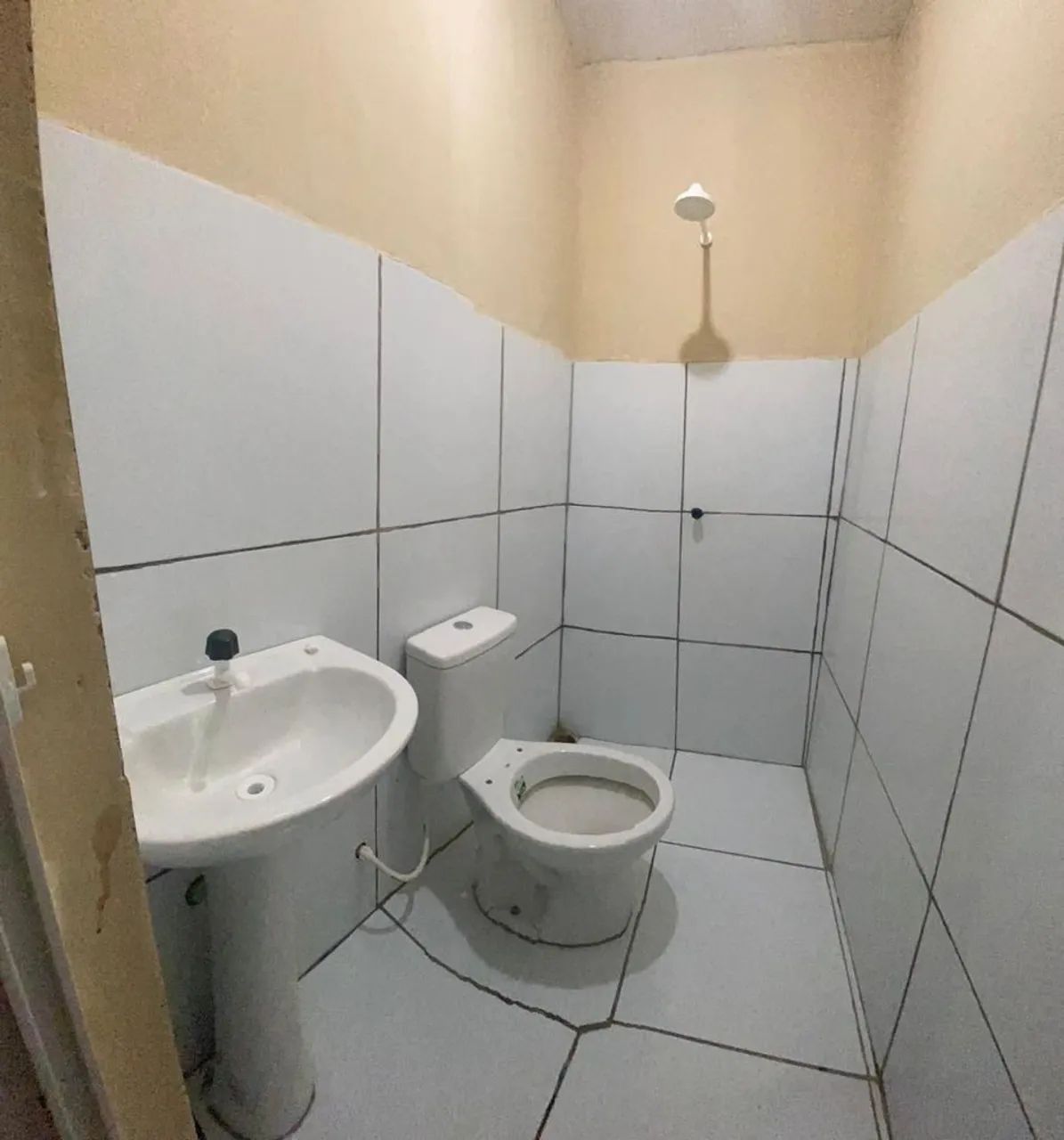 Kitnet 1 e  2 quartos zona sul , agua, luz e internet incluso  - Foto 4