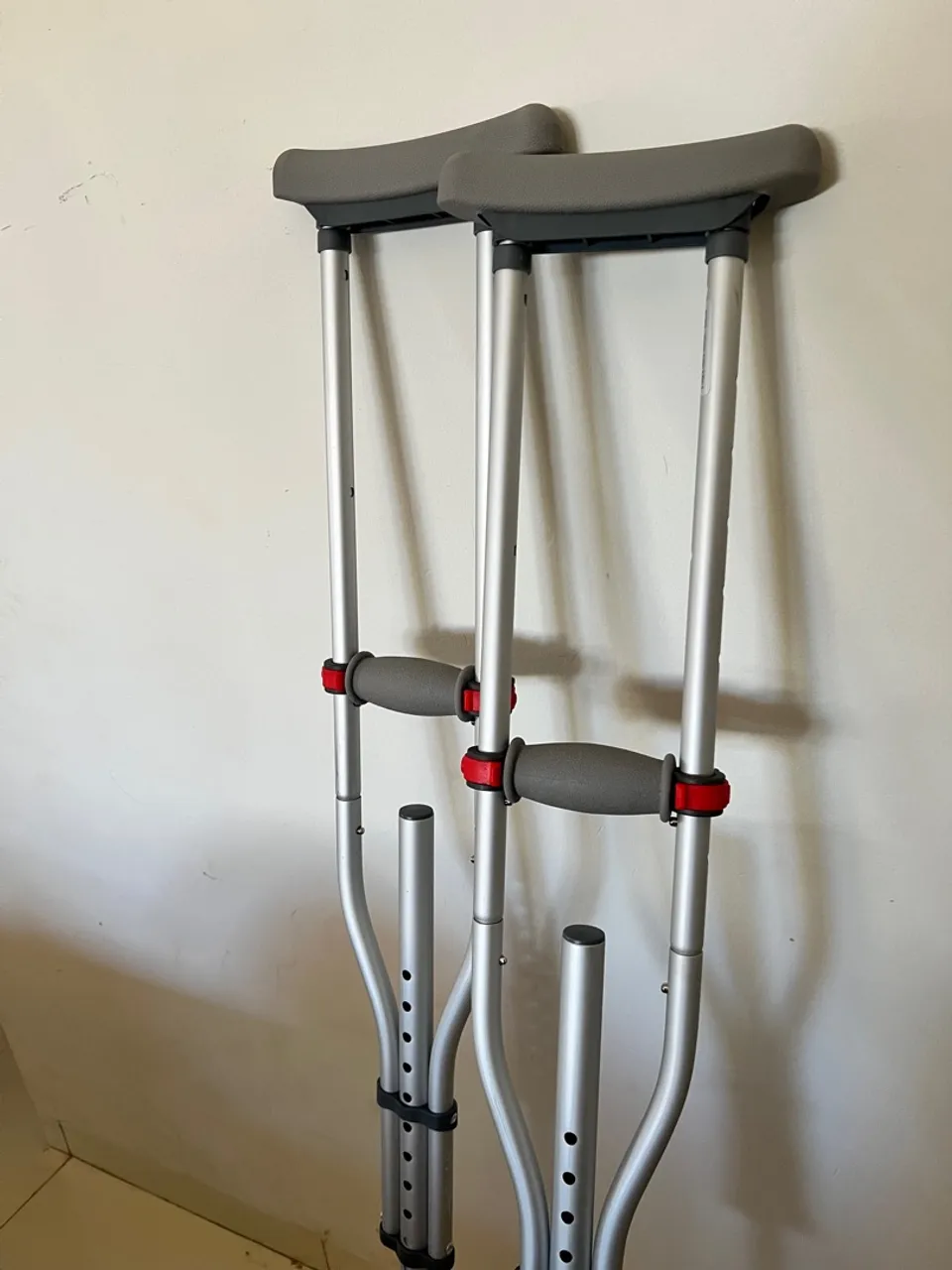 Par de Muletas 3 em 1