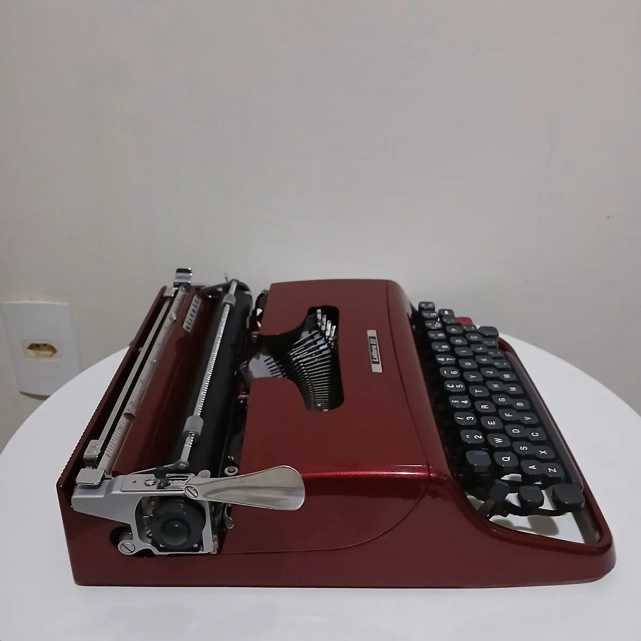 Typewriter64706222997505123