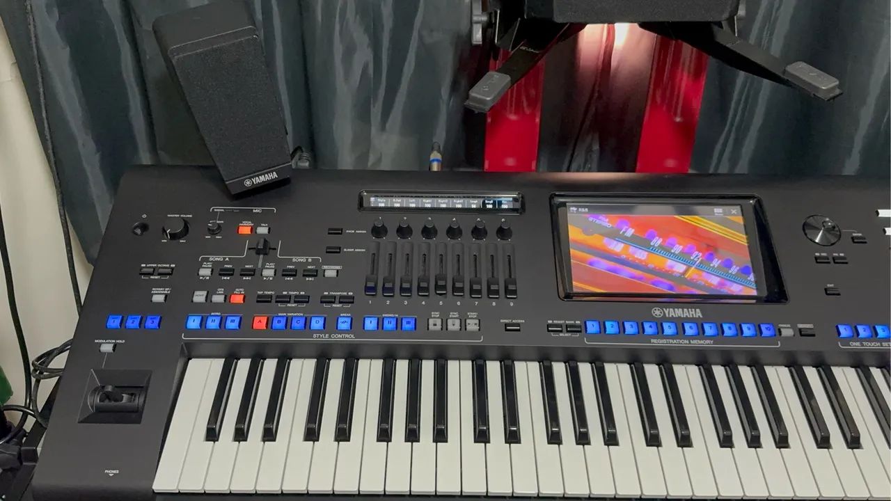 Genos Yamaha 