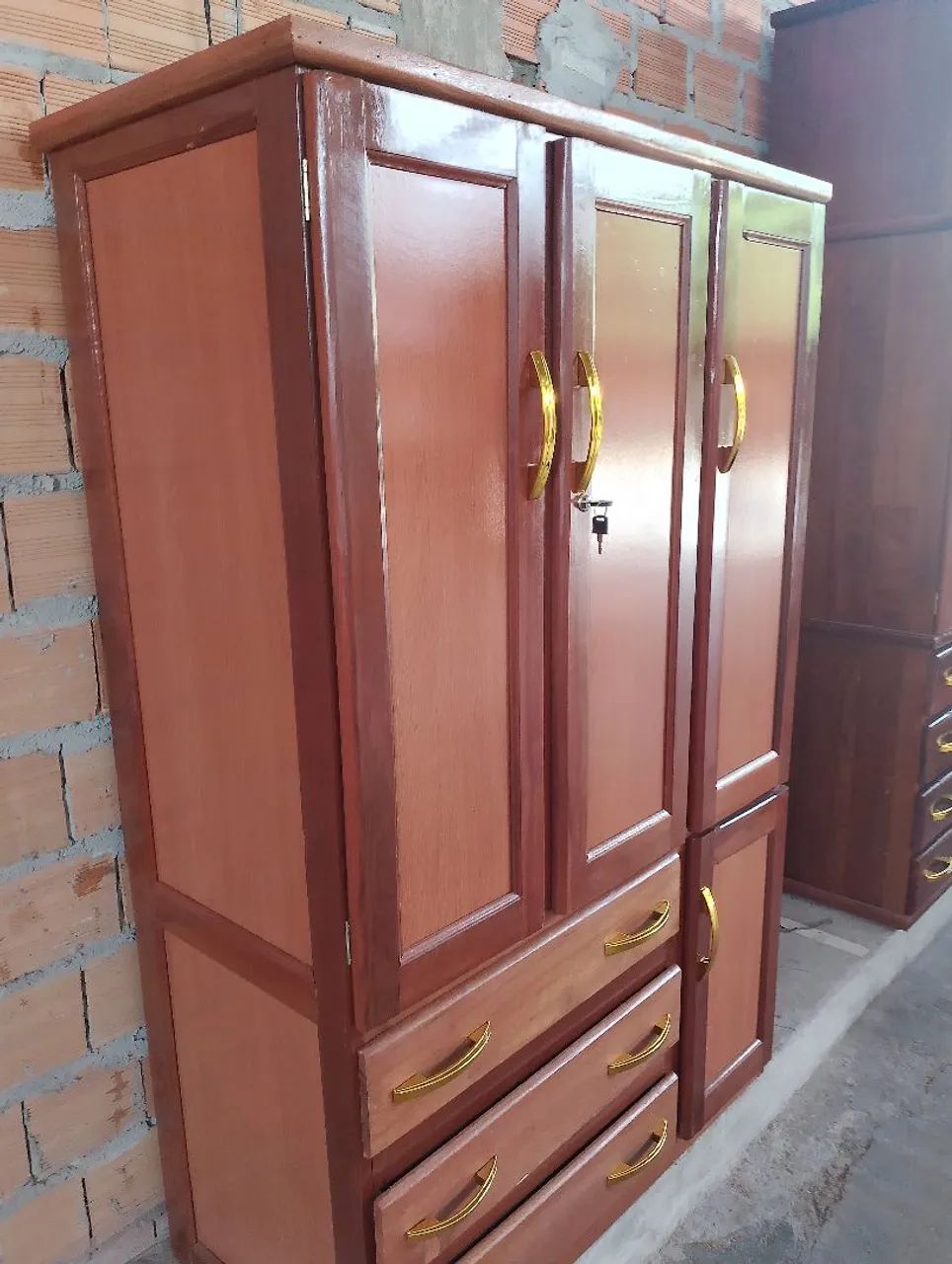 GUARDA ROUPA DE 3 PORTAS NOVO  - Foto 5