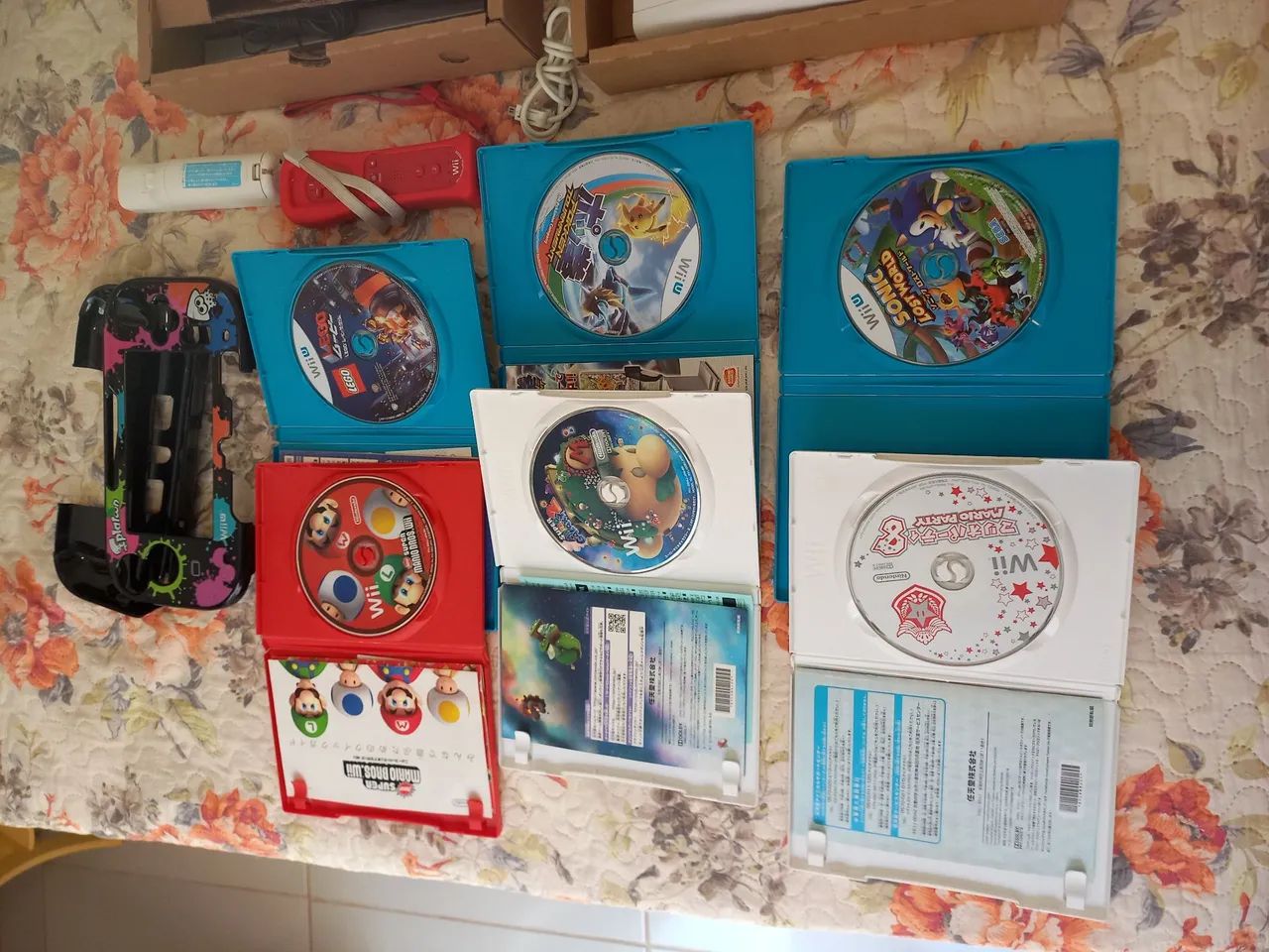 Nintendo Wii U japonês com 6 jogos e acessórios. Item para colecionador - Foto 3