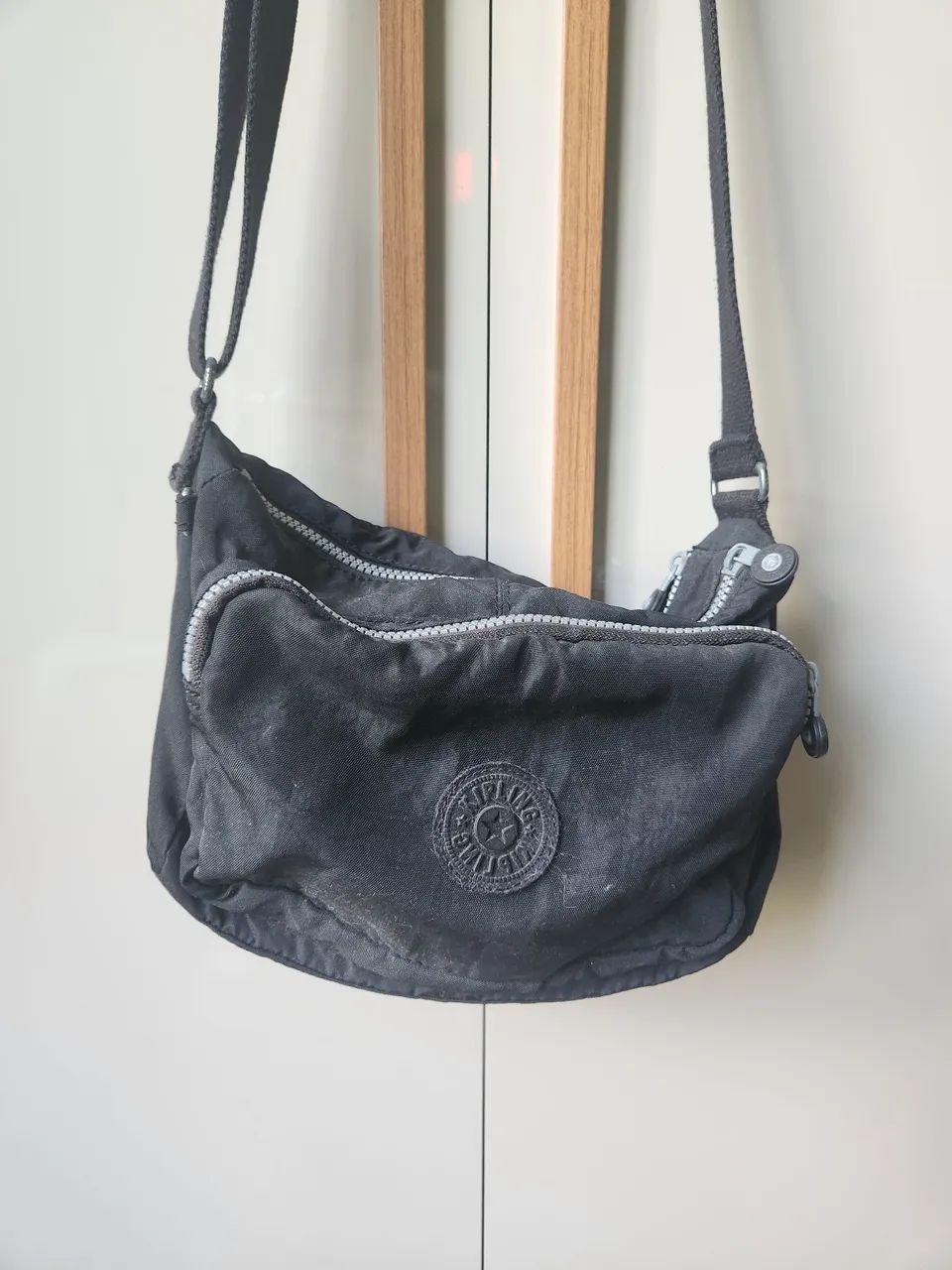 Bolsa transversal preta Kipling  - Foto 2