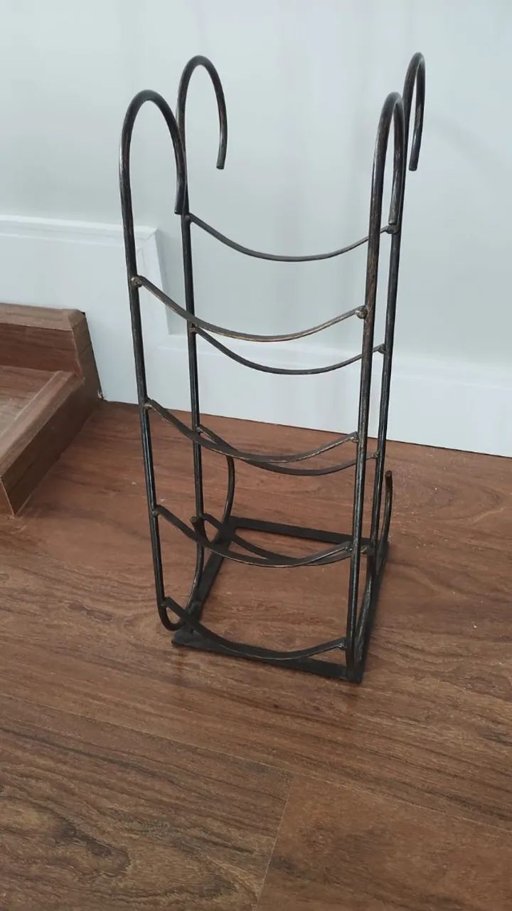 Porta Revista Antigo em Barras de Aço - Foto 5