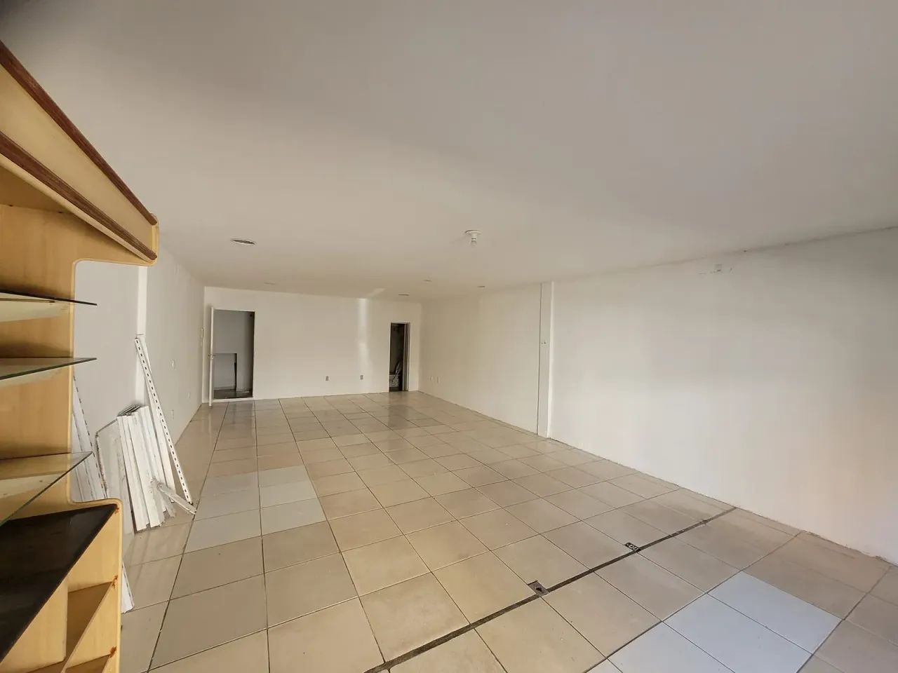 BENFICA - PREÇO PROMOCIONAL SUJEITO A ALTERAÇÃO - CENTEO COML E RESIDENCIAL BENFICA - LOJA - Foto 3