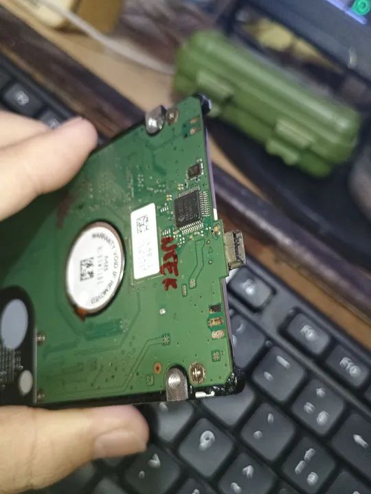 HDs e placas de HDs sata de Pc e notebooks para Retirada de peças