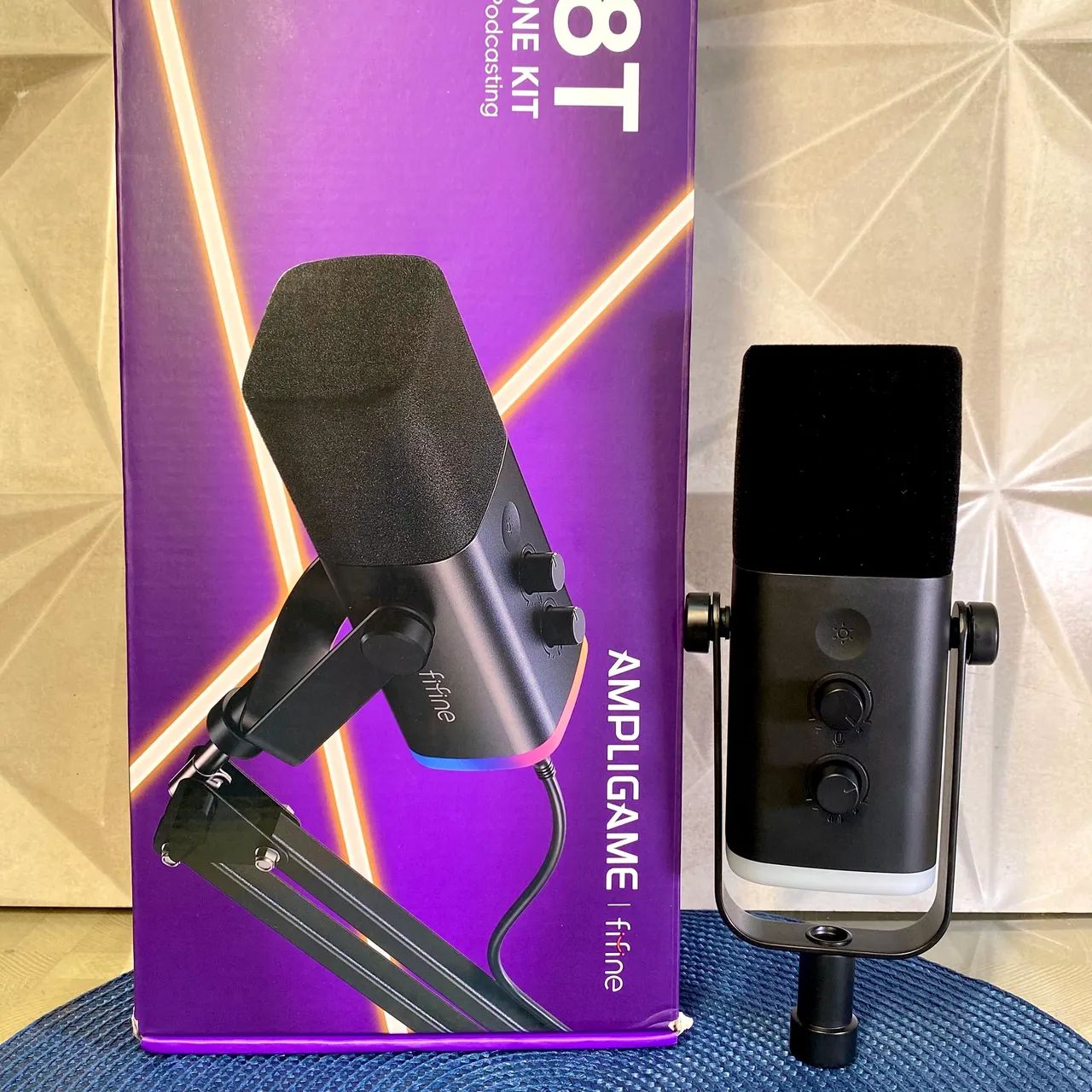 Microfone XLR e USB-c Fifine