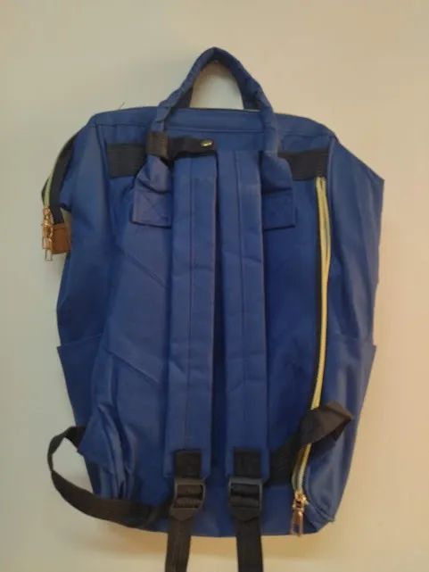 DUAS MOCHILAS FEMININAS USADAS - Foto 3